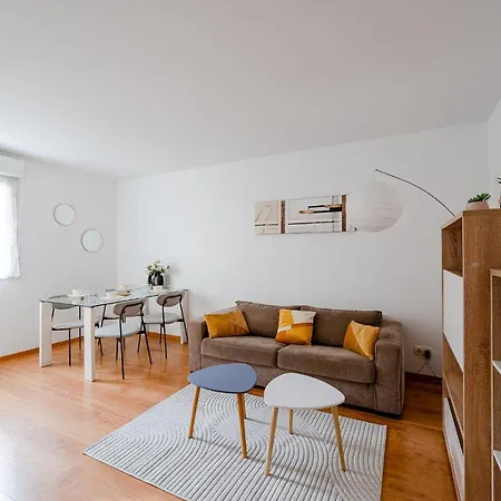 R'apparts T2 Disneyland - Charming Garden Apartment